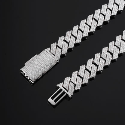 925S & VVS Moissanite 15MM Prong Cuban Link Chain